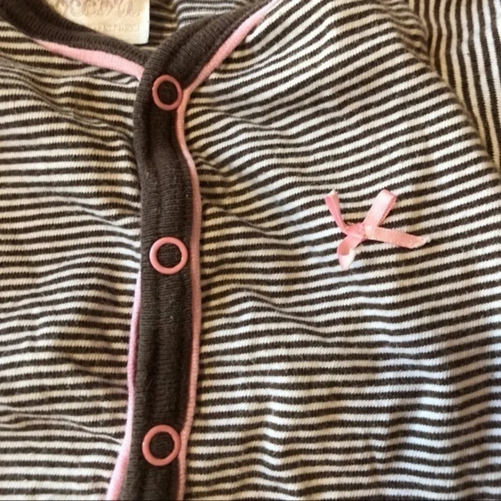 Coccoli Girls Footed Sleeper-Size 1 Month